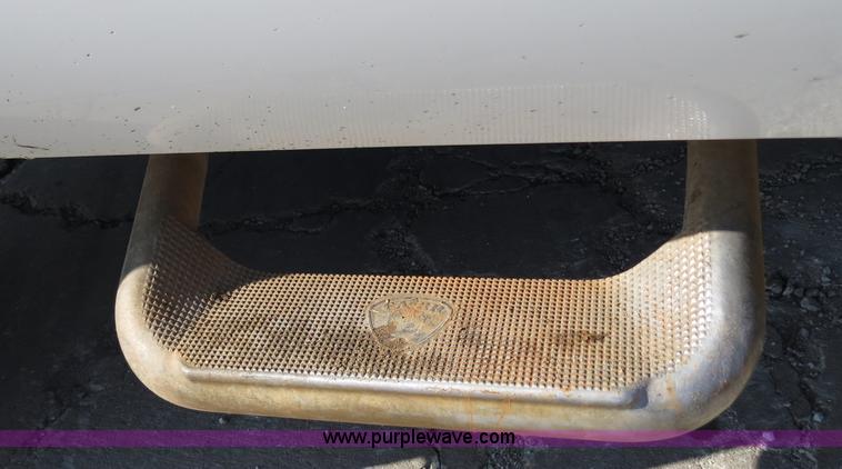 image for item B4536 2005 Ford F350 service truck