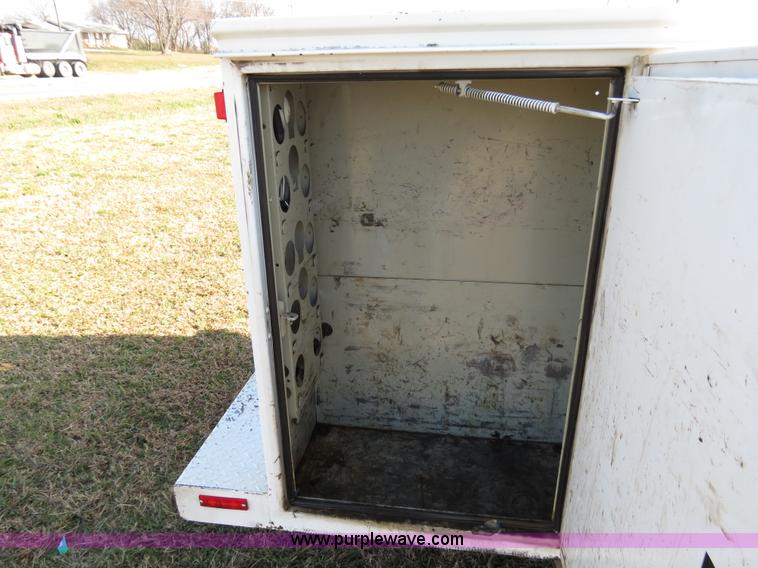 image for item B4536 2005 Ford F350 service truck