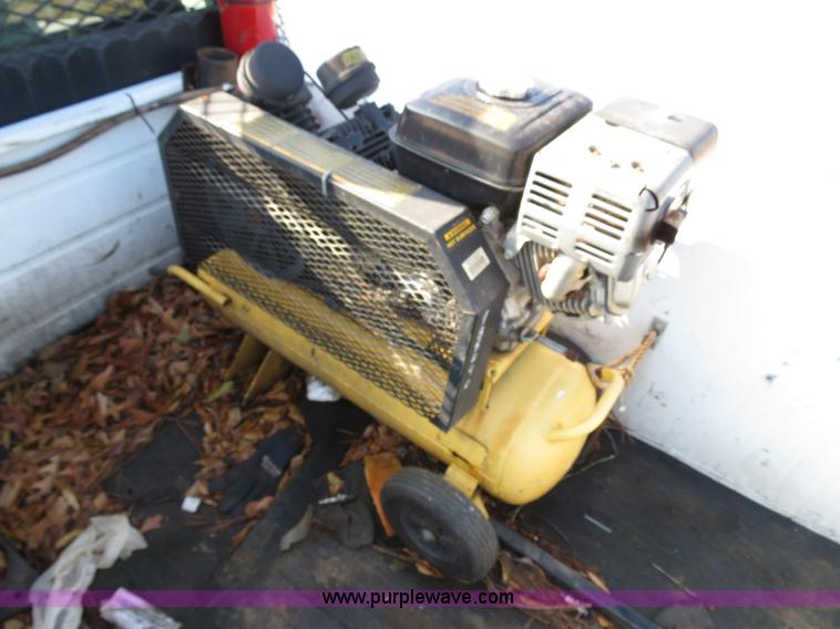 image for item B4536 2005 Ford F350 service truck