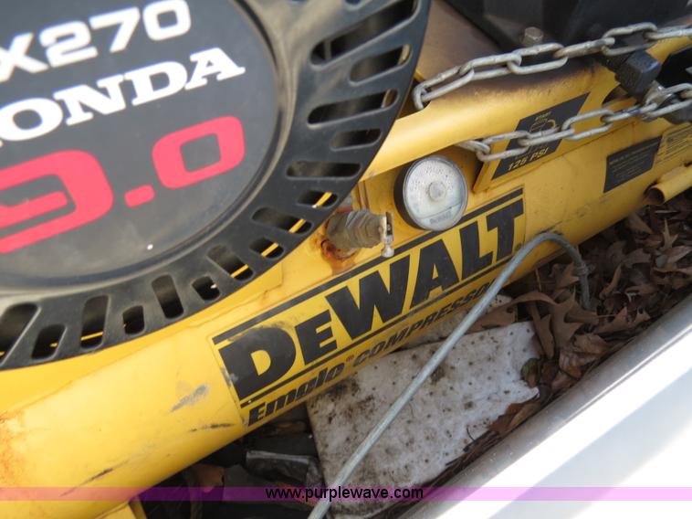 image for item B4536 2005 Ford F350 service truck