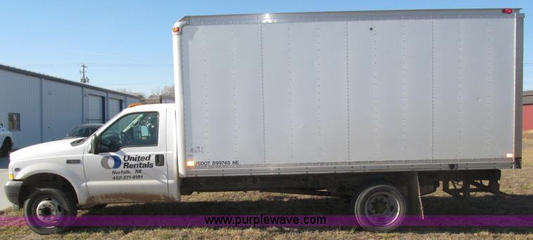 image for item B5284 2002 Ford F550 XL Super Duty box truck