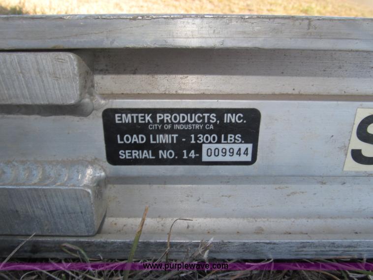 image for item B5284 2002 Ford F550 XL Super Duty box truck