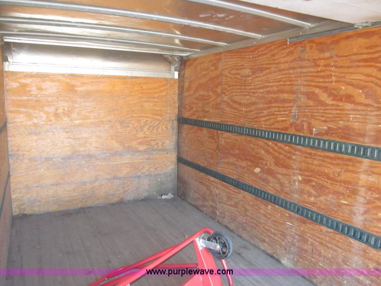 image for item B5284 2002 Ford F550 XL Super Duty box truck