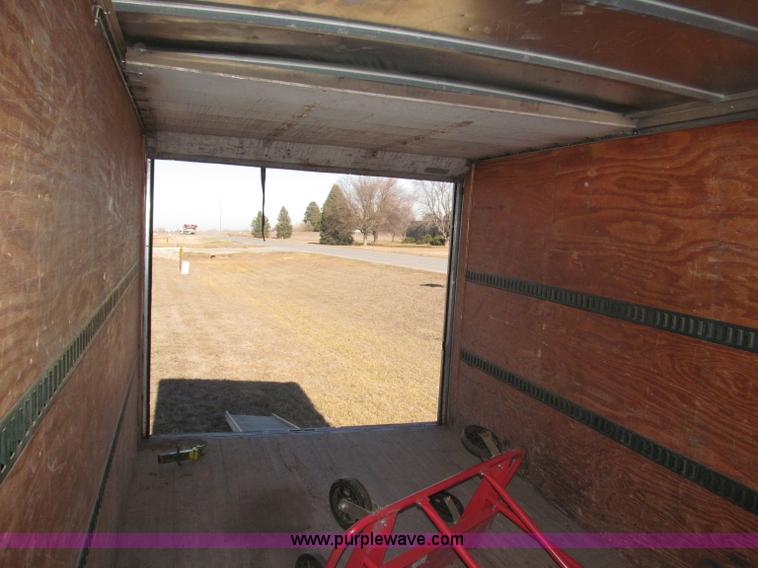 image for item B5284 2002 Ford F550 XL Super Duty box truck