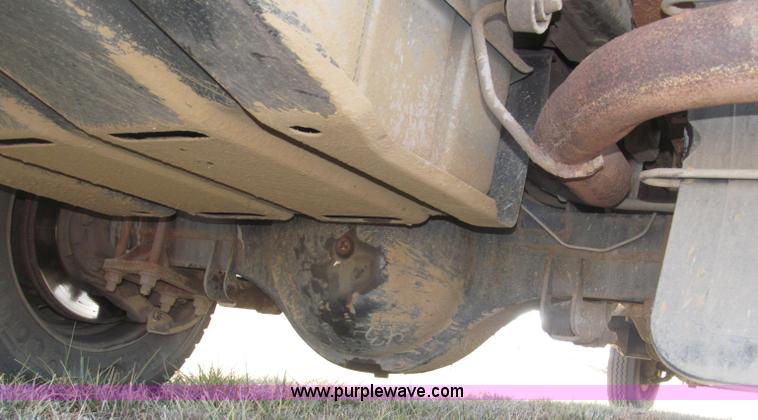 image for item B5284 2002 Ford F550 XL Super Duty box truck