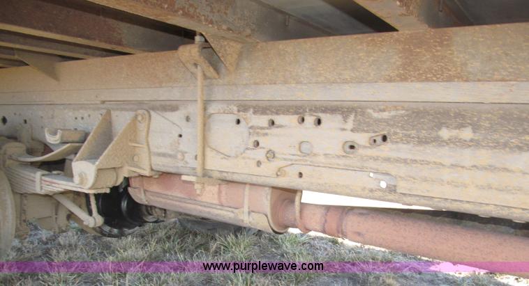 image for item B5284 2002 Ford F550 XL Super Duty box truck