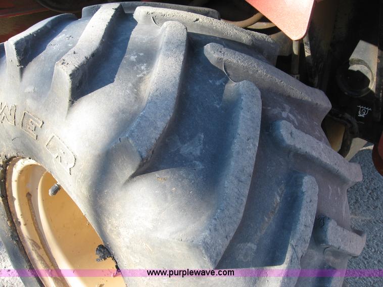 image for item B6410 2004 Ditch Witch RT40 trencher