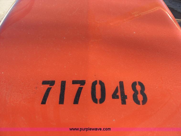 image for item B6410 2004 Ditch Witch RT40 trencher