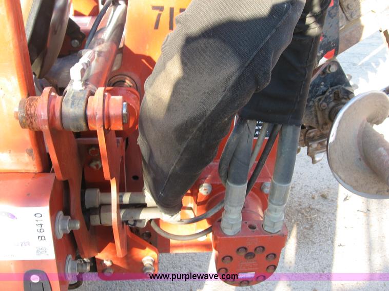 image for item B6410 2004 Ditch Witch RT40 trencher