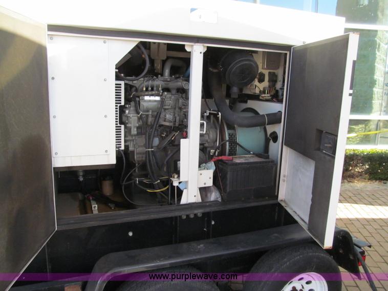 image for item D7018 2006 Multiquip portable generator