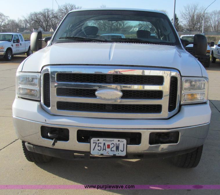 image for item D7019 2007 Ford F250 XLT Super Duty SuperCab pickup truck