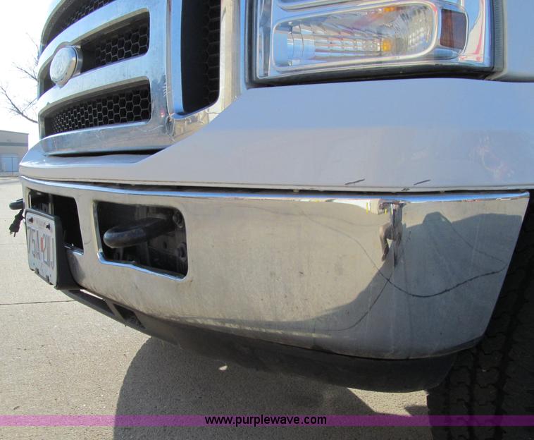 image for item D7019 2007 Ford F250 XLT Super Duty SuperCab pickup truck