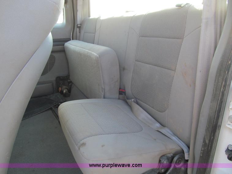 image for item D7019 2007 Ford F250 XLT Super Duty SuperCab pickup truck