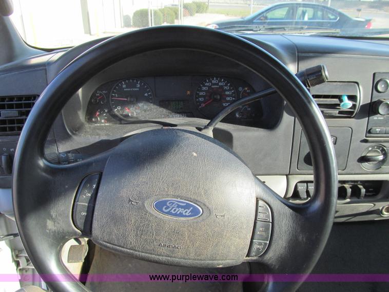 image for item D7019 2007 Ford F250 XLT Super Duty SuperCab pickup truck