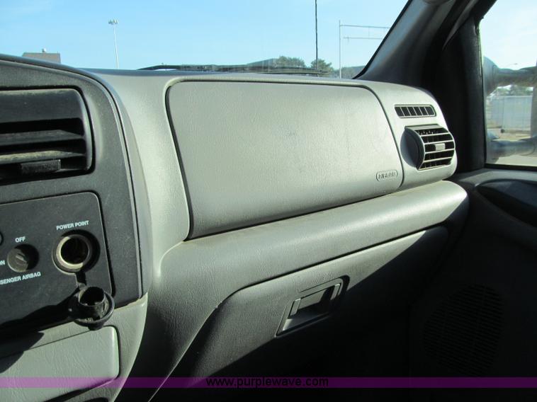 image for item D7019 2007 Ford F250 XLT Super Duty SuperCab pickup truck