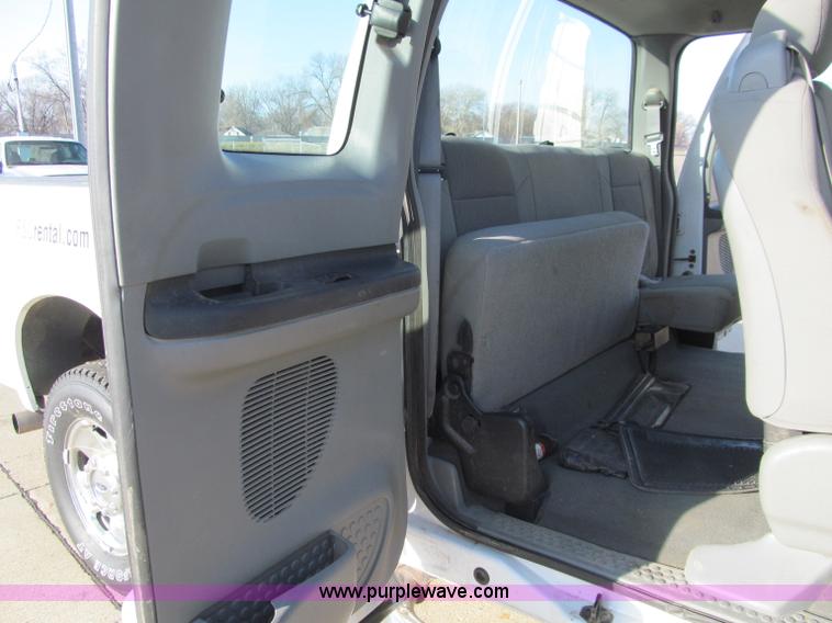 image for item D7019 2007 Ford F250 XLT Super Duty SuperCab pickup truck