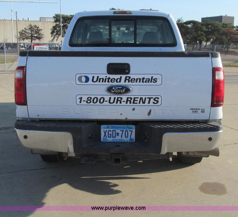 image for item D7020 2008 Ford F250 XLT Super Duty SuperCab pickup trucks