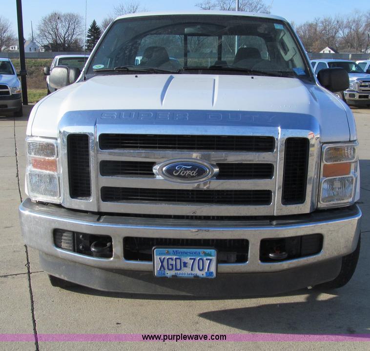 image for item D7020 2008 Ford F250 XLT Super Duty SuperCab pickup trucks