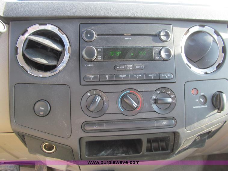 image for item D7020 2008 Ford F250 XLT Super Duty SuperCab pickup trucks