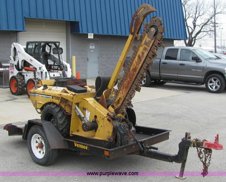 image for item E2526 2005 Vermeer RT200 walk behind trencher