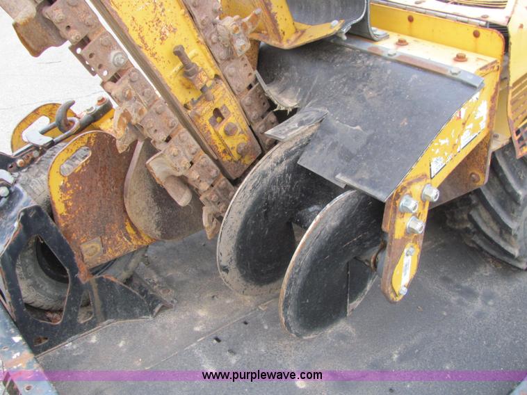 image for item E2526 2005 Vermeer RT200 walk behind trencher