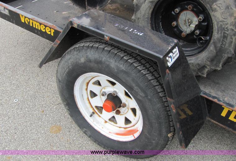 image for item E2526 2005 Vermeer RT200 walk behind trencher