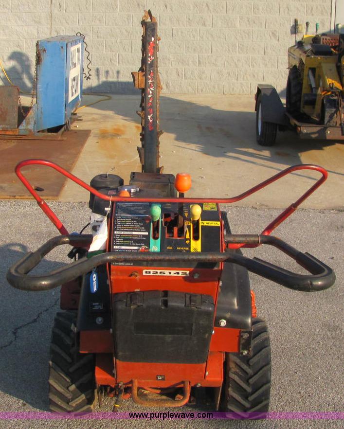 image for item E2531 2006 Ditch Witch 1330H walk behind trencher