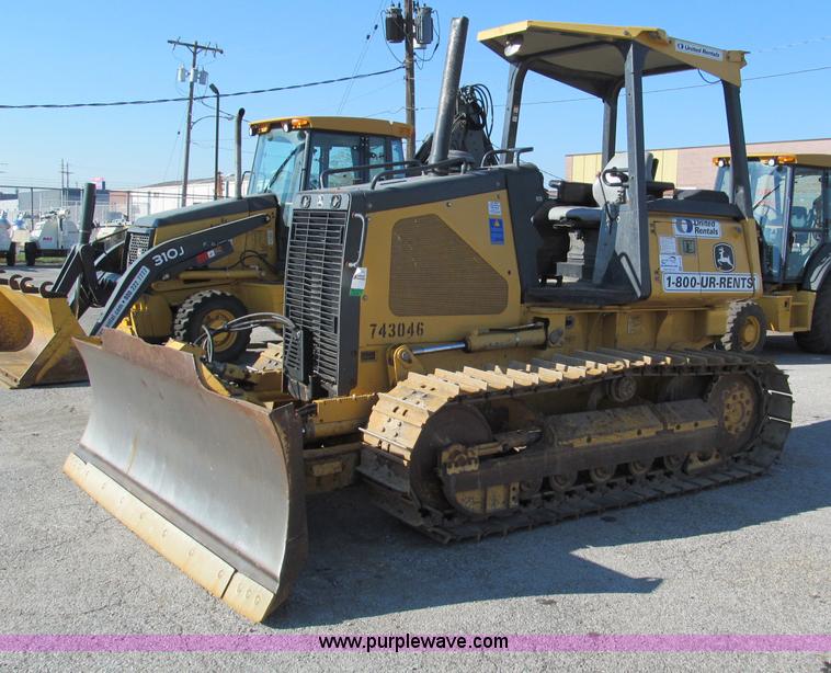 image for item E5728 2005 John Deere 550J LT dozer
