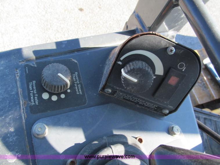 image for item E5728 2005 John Deere 550J LT dozer