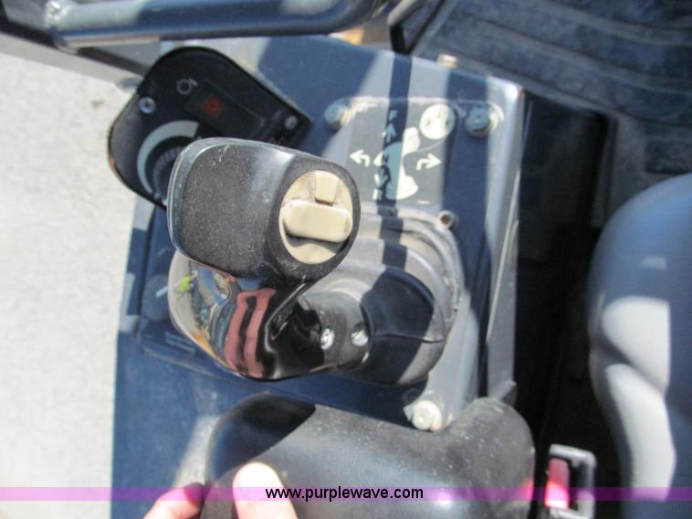 image for item E5728 2005 John Deere 550J LT dozer