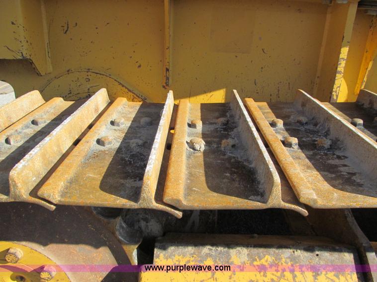 image for item E5728 2005 John Deere 550J LT dozer