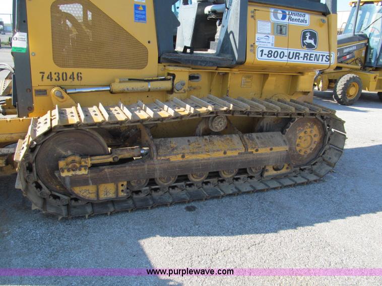 image for item E5728 2005 John Deere 550J LT dozer