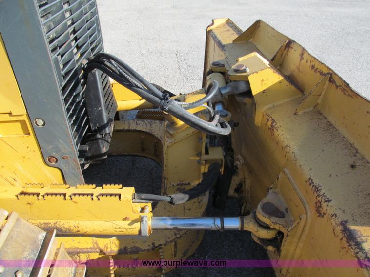 image for item E5728 2005 John Deere 550J LT dozer