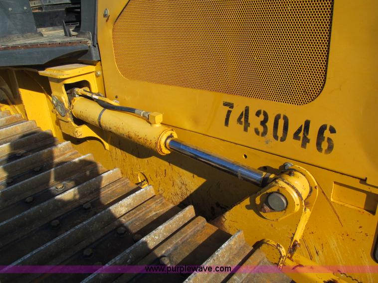 image for item E5728 2005 John Deere 550J LT dozer