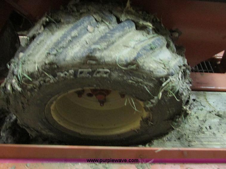 image for item F4002 2006 Ditch Witch 1330H walk behind trencher