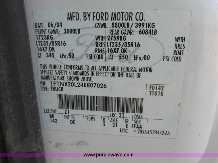 image for item F4003 2004 Ford F250 XLT Super Duty SuperCab pickup truck