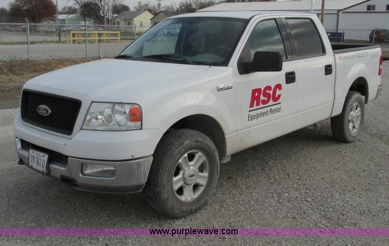 image for item F4005 2004 Ford F150 XLT Super Crew pickup truck