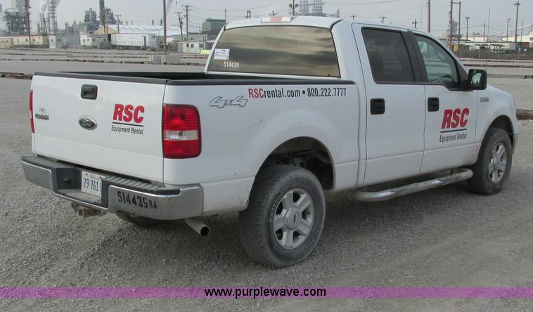 image for item F4005 2004 Ford F150 XLT Super Crew pickup truck