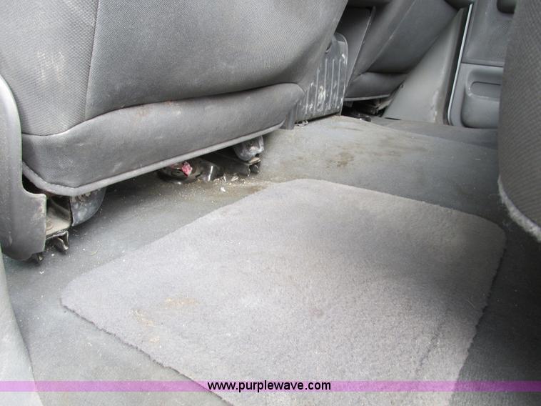 image for item F4005 2004 Ford F150 XLT Super Crew pickup truck