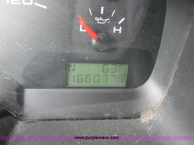 image for item F4005 2004 Ford F150 XLT Super Crew pickup truck