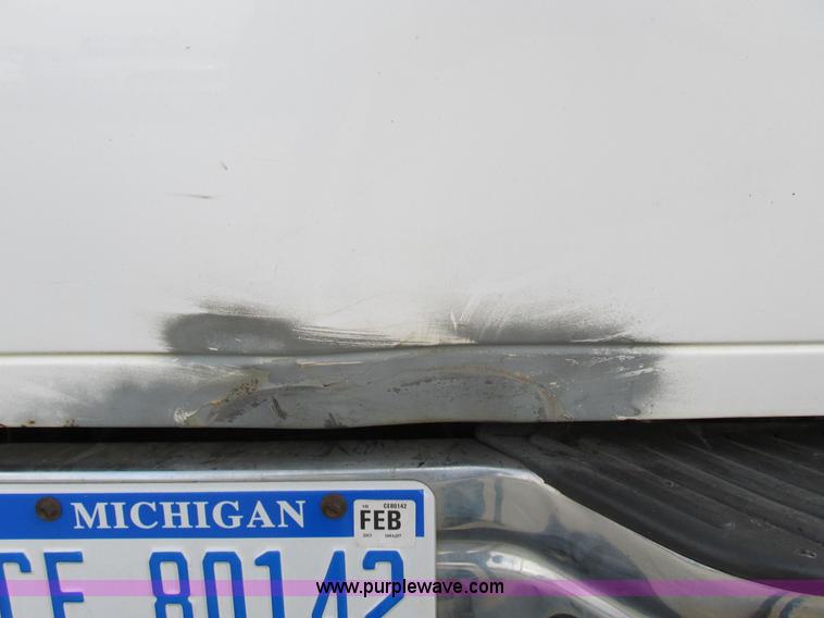 image for item F4041 2002 Ford F150 XLT SuperCab pickup truck