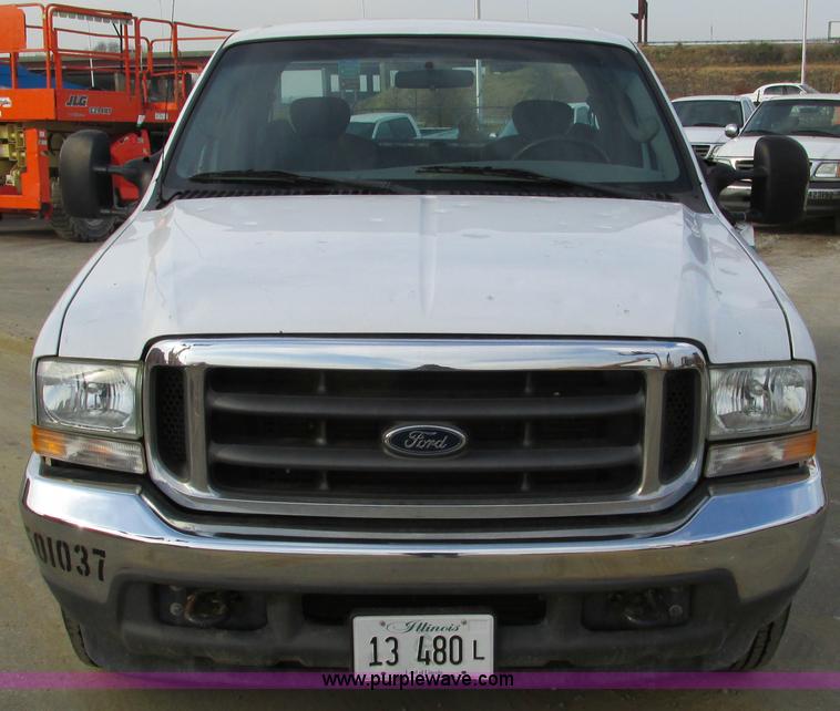 image for item F4042 2004 Ford F250 XLT Super Duty SuperCab pickup truck