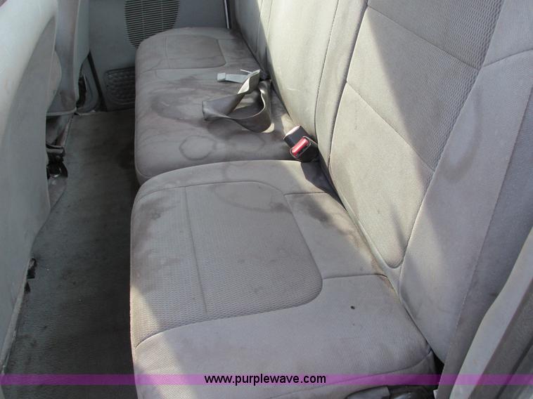 image for item F4042 2004 Ford F250 XLT Super Duty SuperCab pickup truck