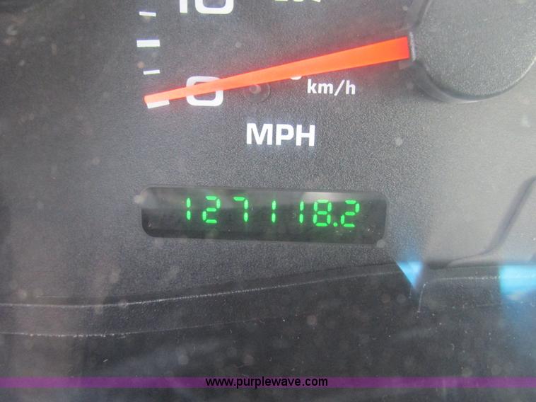 image for item F4042 2004 Ford F250 XLT Super Duty SuperCab pickup truck