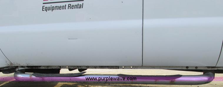 image for item F4042 2004 Ford F250 XLT Super Duty SuperCab pickup truck