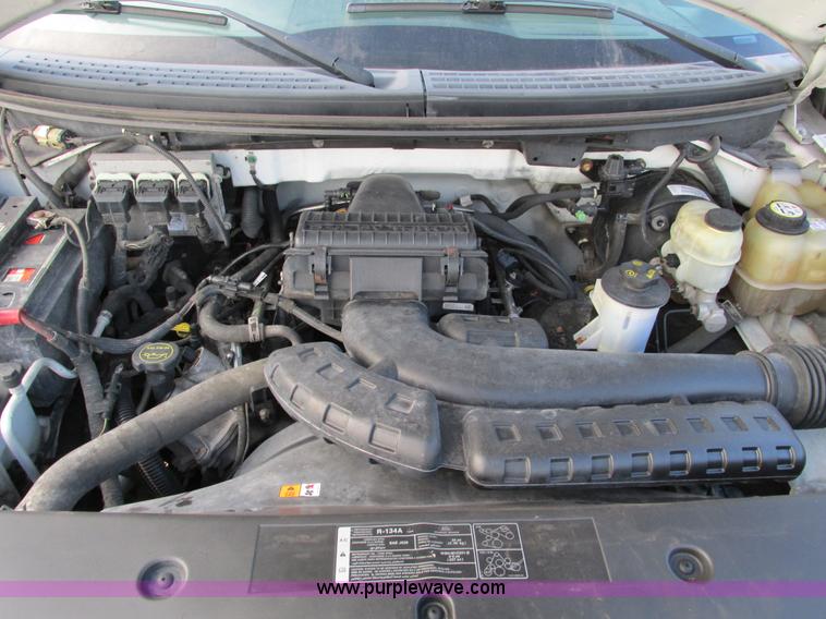 image for item F4043 2005 Ford F150 XLT Super Crew pickup truck