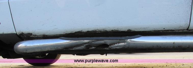 image for item F4043 2005 Ford F150 XLT Super Crew pickup truck