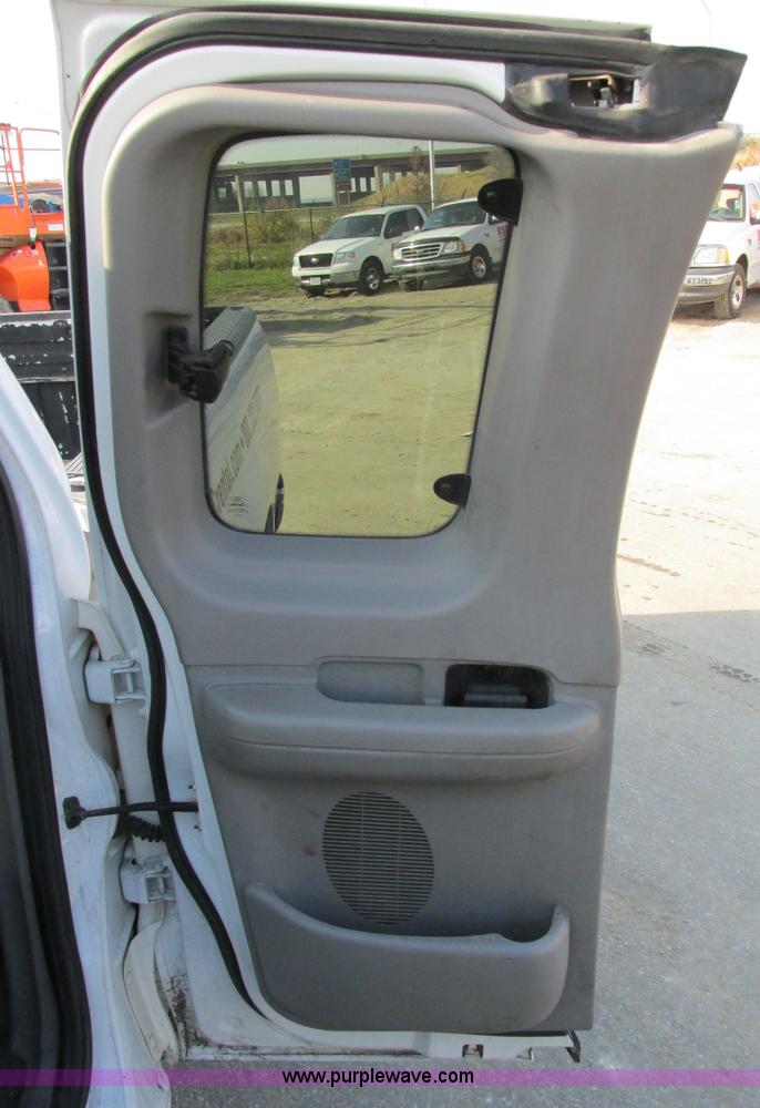 image for item F4045 2002 Ford F150 XLT SuperCab pickup truck