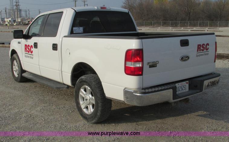 image for item F4047 2004 Ford F150 XLT Super Crew pickup truck