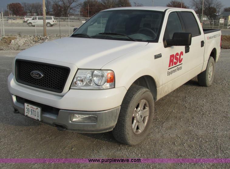 image for item F4048 2004 Ford F150 XLT Super Crew pickup truck